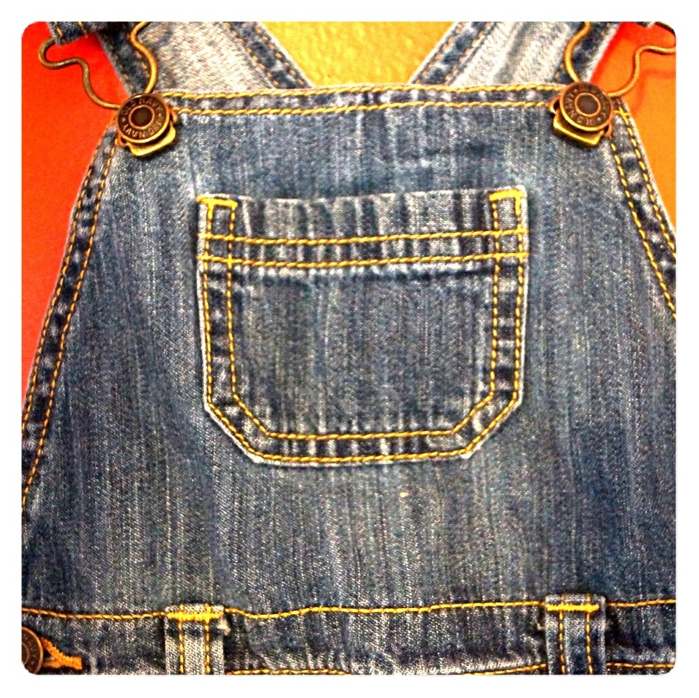 Old Navy unisex coverall excellent condition